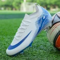 thumbnail image 2 of Botas de fútbol de entrenamiento profesionales para hombres, zapatos de fútbol Unisex, botines de césped de tendencia, deporte transpirable al aire libre, ultraligero, antideslizante, 2 of 5