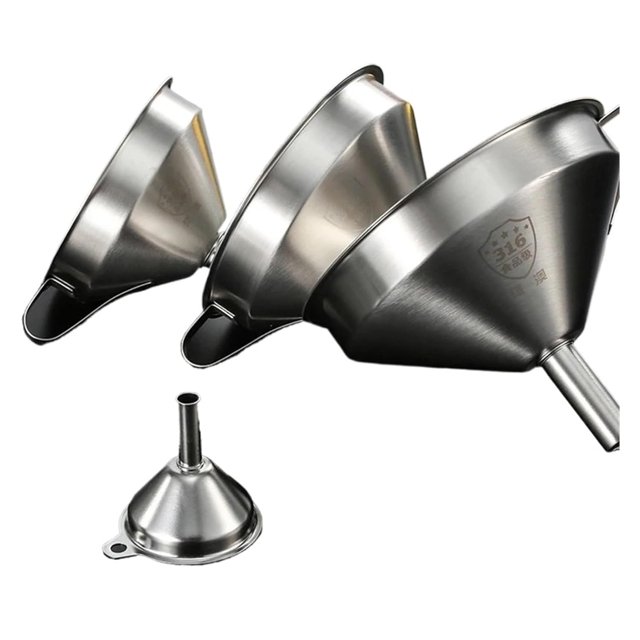 Wide Mouth Stainless Steel Funnel Metal Mini Funnel Spice Cooking Oil Filter Small Large Kitchen Funnel for Filling Bottles Jars(Small Dia 11cm)