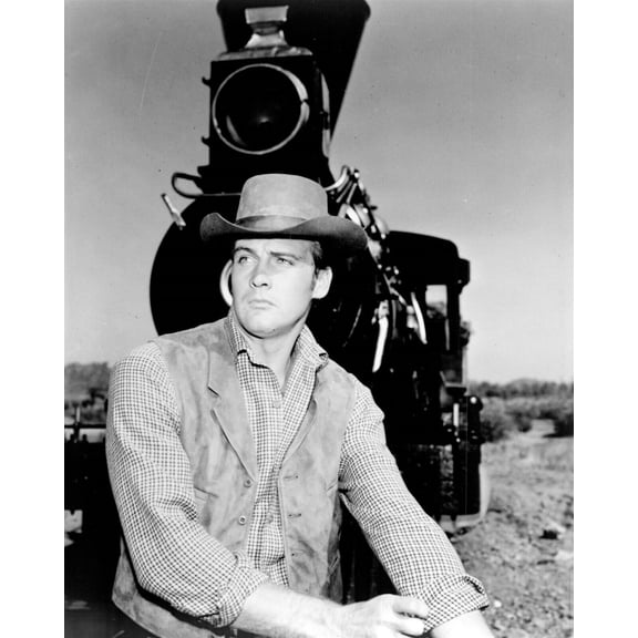 Lee Majors as Heath Barkley by steam locomotive The Big Valley 5x7 inch photo