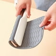 thumbnail image 3 of Eisoary Curling Iron Heat Resistant Mat Anti-slip Silicone Rectangle Portable Flat Iron Hair Straightener Hair Styling Hot Tools Travel Heat Pad Protector Cover Black, 3 of 13