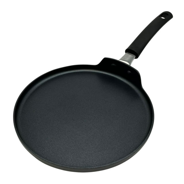 Starfrit La Forge Classic 9.5" Flat Tava Pan, Ideal for Thin Crepes, Dosas, Chapatis, Parathas and More, Non-Stick Forged Aluminum, Oven Safe, Black