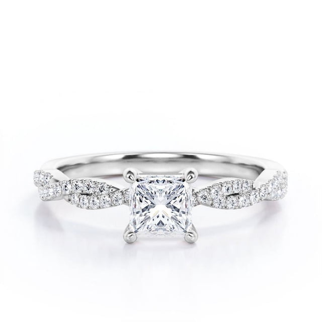 JeenMata Anillo de Compromiso de 4 Puntas con Diamantes de Talla Princesa con Detalles Pavé en Oro Blanco de 10 K