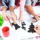 thumbnail image 5 of Juego de 24 piezas de papel para rascar de arcoíris navideño de 12 estilos, papel mágico negro para rascar, suministros para manualidades, decoración colgante, lápiz de madera, 5 of 7