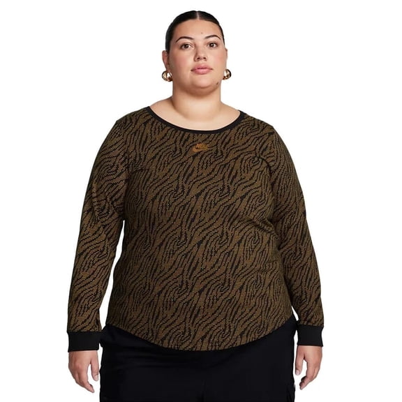 Nike Plus Size Sportswear Essentials Long-Sleeve Top - Black 3XL