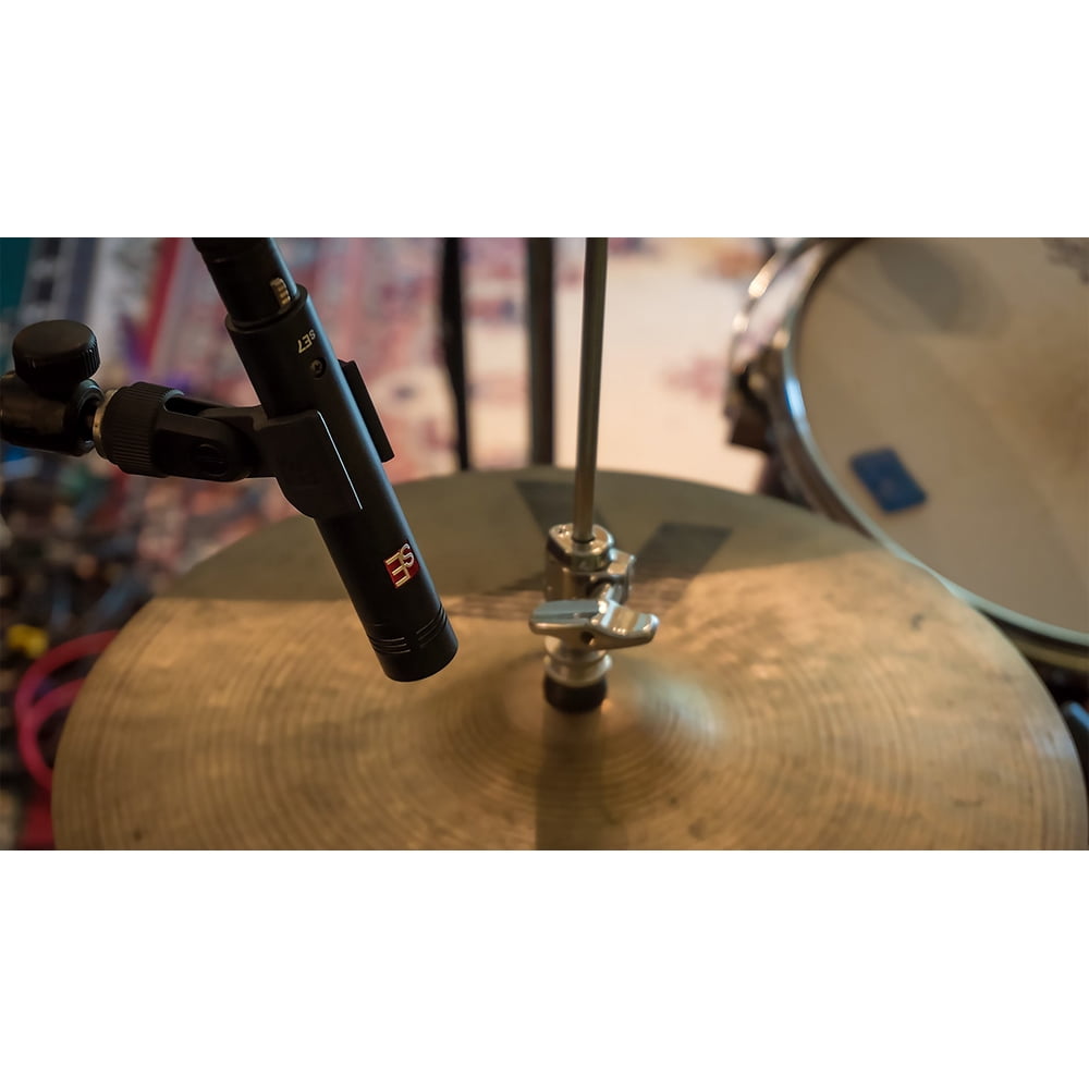 sE Electronics sE7 Small Diaphragm Cardioid Condenser Microphone with Clip