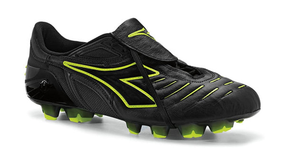 Diadora Men's Maracana RTX 12 Athletic Cleats Black Leather Cotton