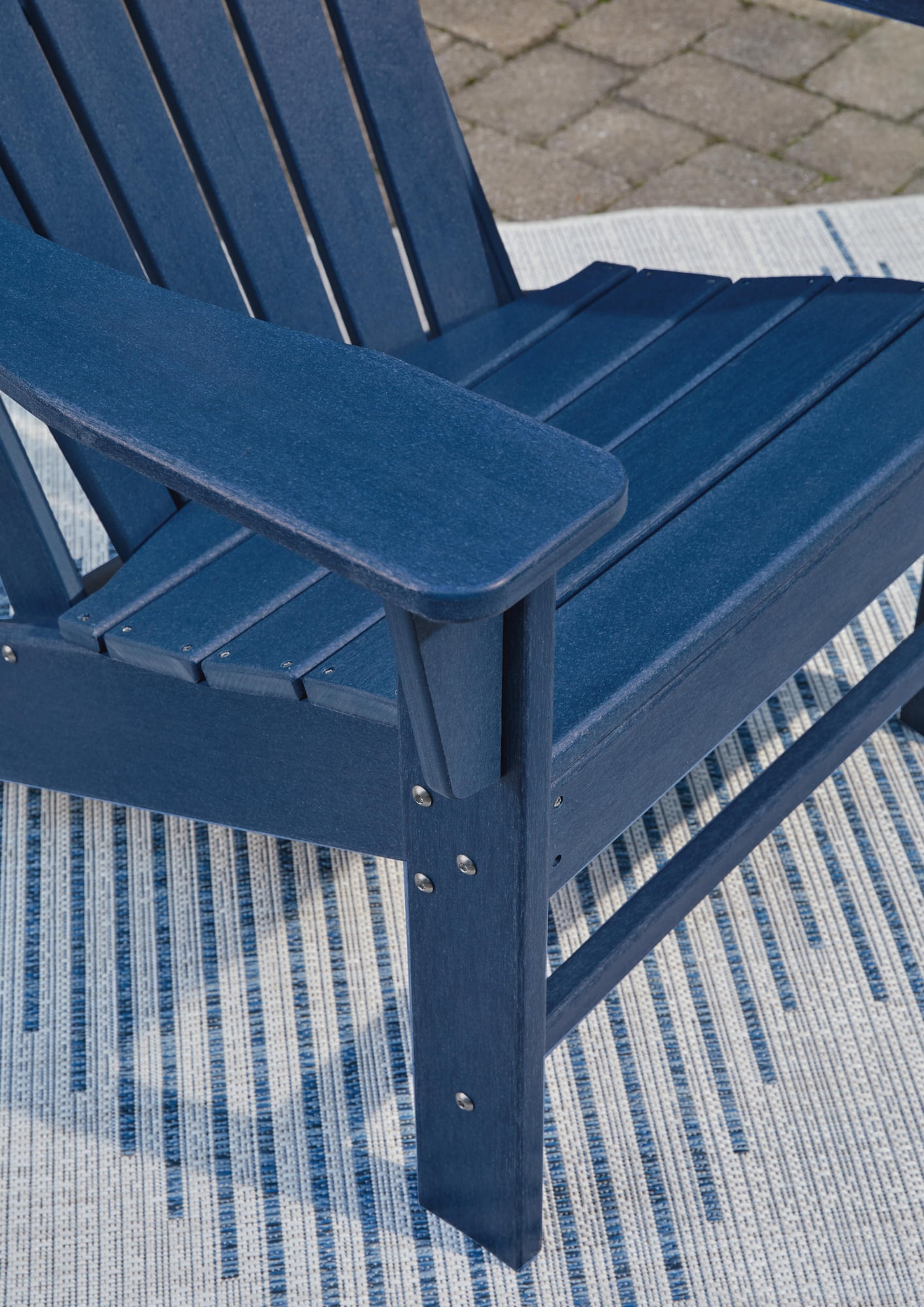 Signature Design by Ashley Casual Sundown Treasure Adirondack Chair  Blue