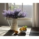 thumbnail image 4 of Flores artificiales de lavanda, 4 piezas grandes para hacer un arreglo floral abundante, planta falsa casi natural para alegrar la decoración de tu fiesta y boda (4 piezas) Xemadio SNFLD1715, 4 of 9
