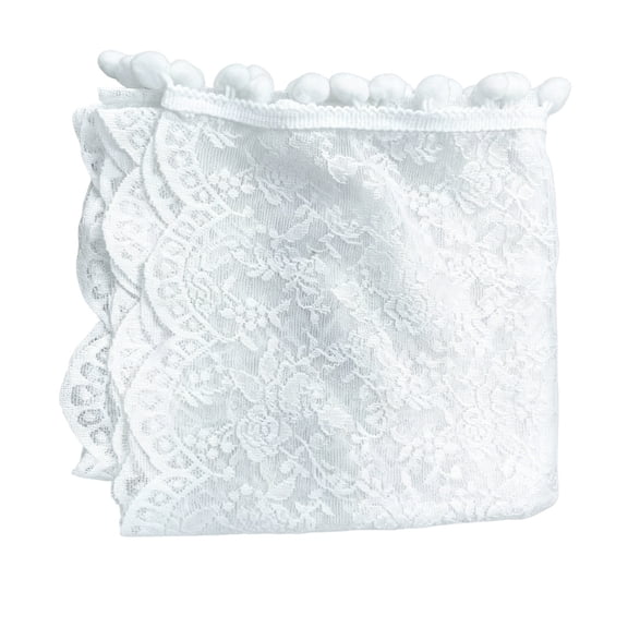 Delicate Lace Table Runner, French-Inspired Floral Design, Lightweight and Breathable, for Dining Tables, Weddings, Parties, and Home Decor
