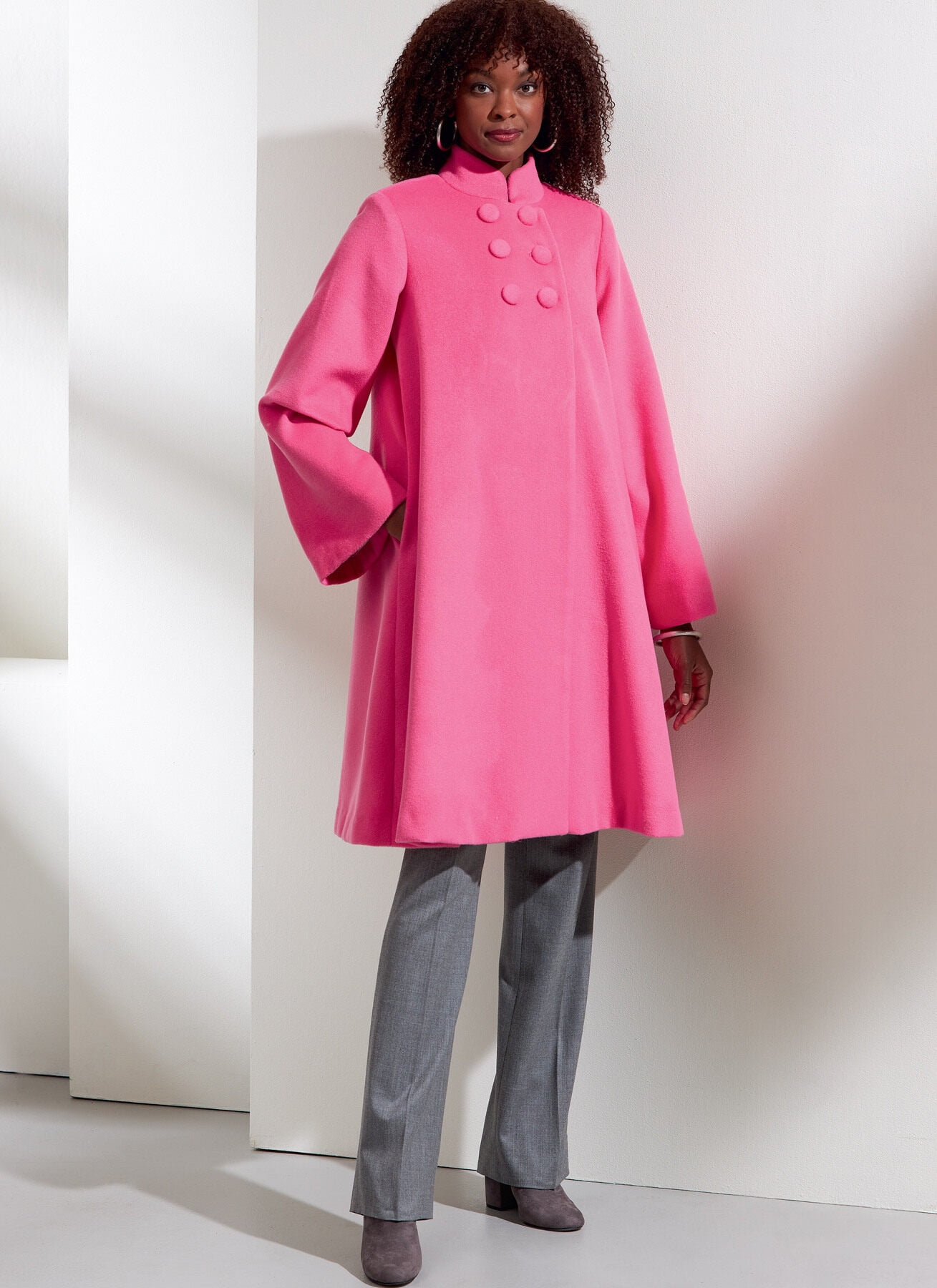 【新品未使用】Wide volume spring coat Amazon.com: INOV8 Women's Stormshell V2 - Waterproof Running