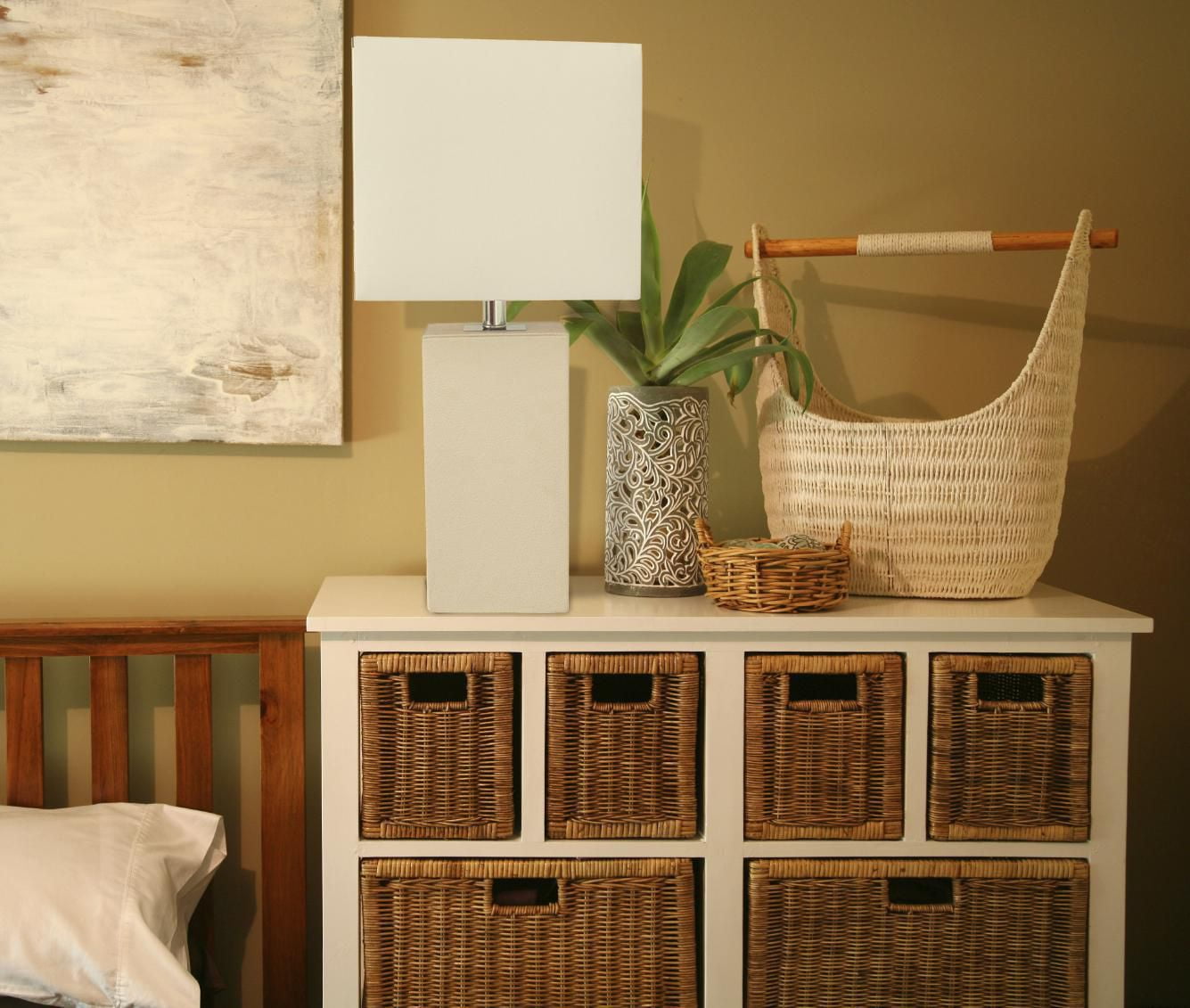 Elegant Designs Modern Leather Table Lamp with White Fabric Shade