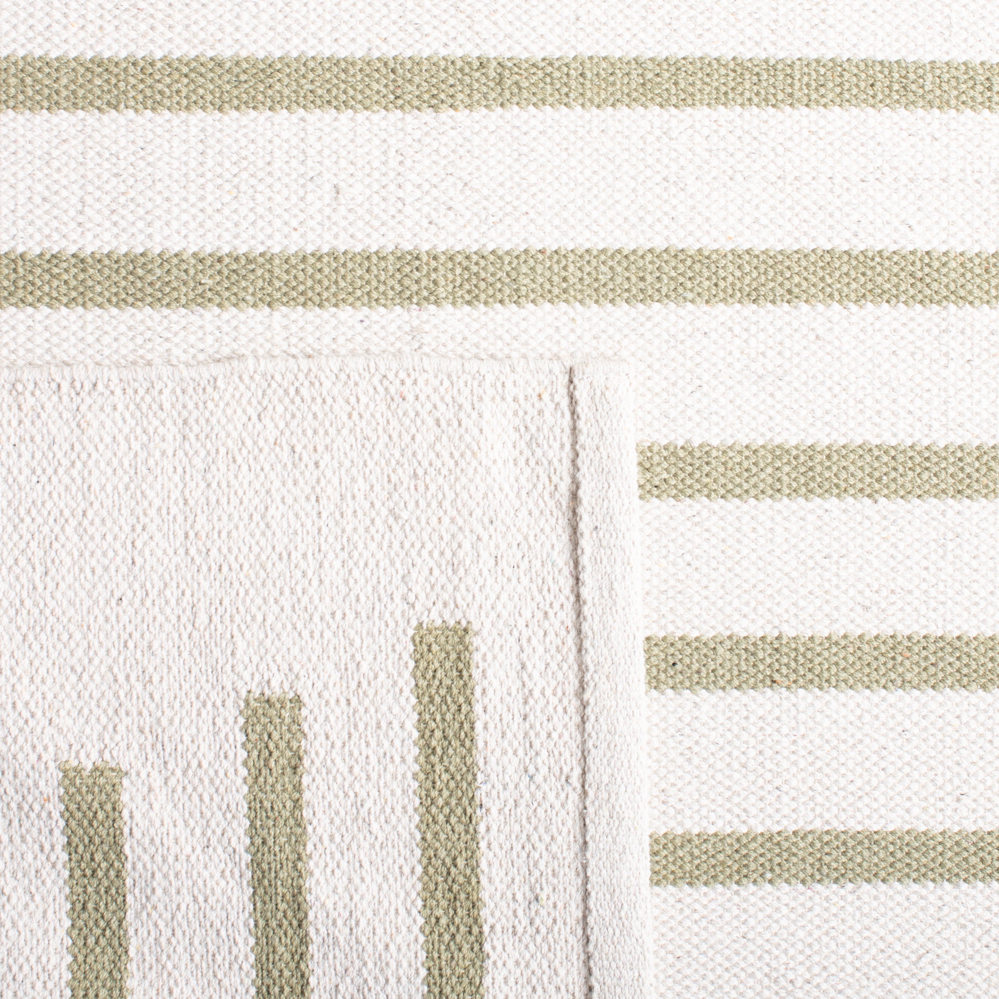 SAFAVIEH Montauk Amadine Striped Cotton Area Rug, Ivory/Light Green, 9' x 12'
