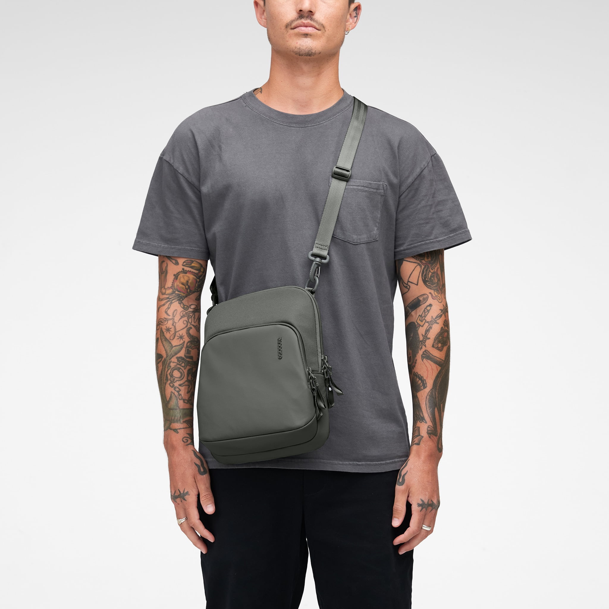 Incase A.R.C. Crossbody Bag - Smoked Ivy (PC)