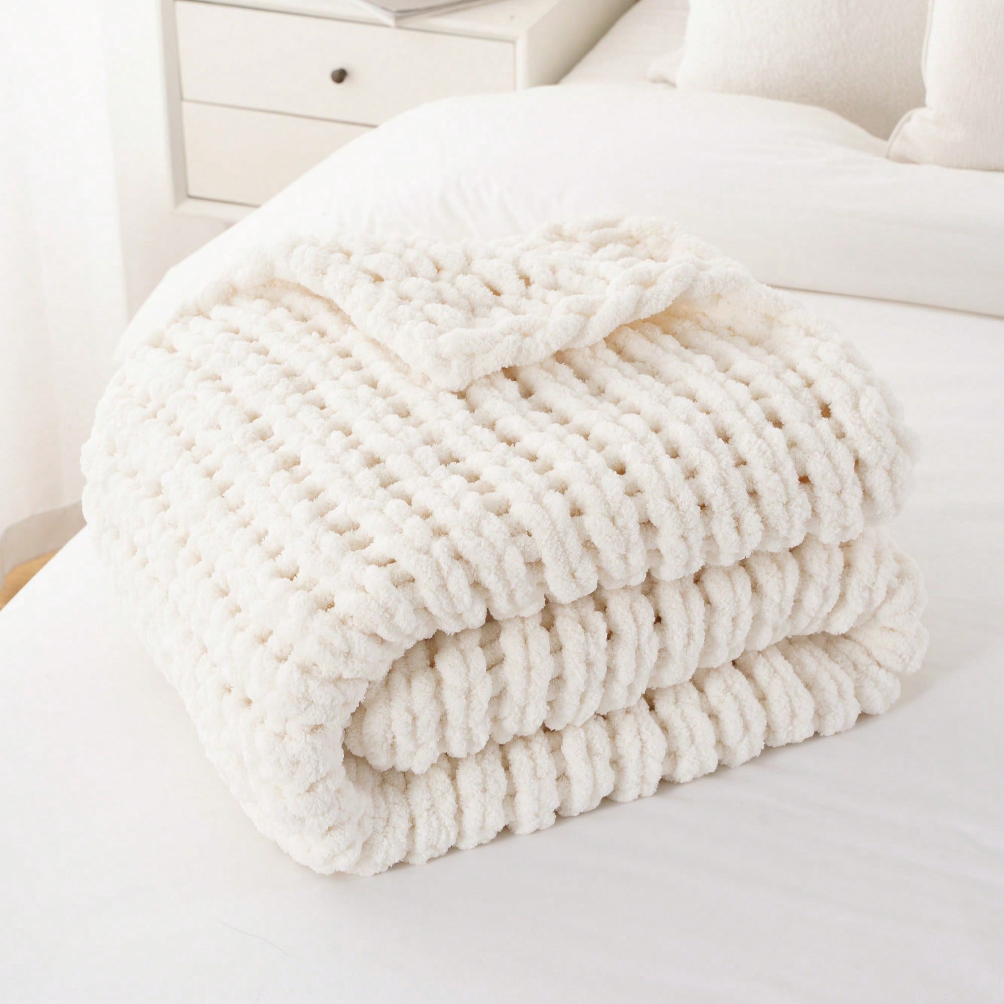 Battilo Cream Chunky Knit Throw Blanket,White Thick Chenille Throw Blankets for Living Room,50"x60"