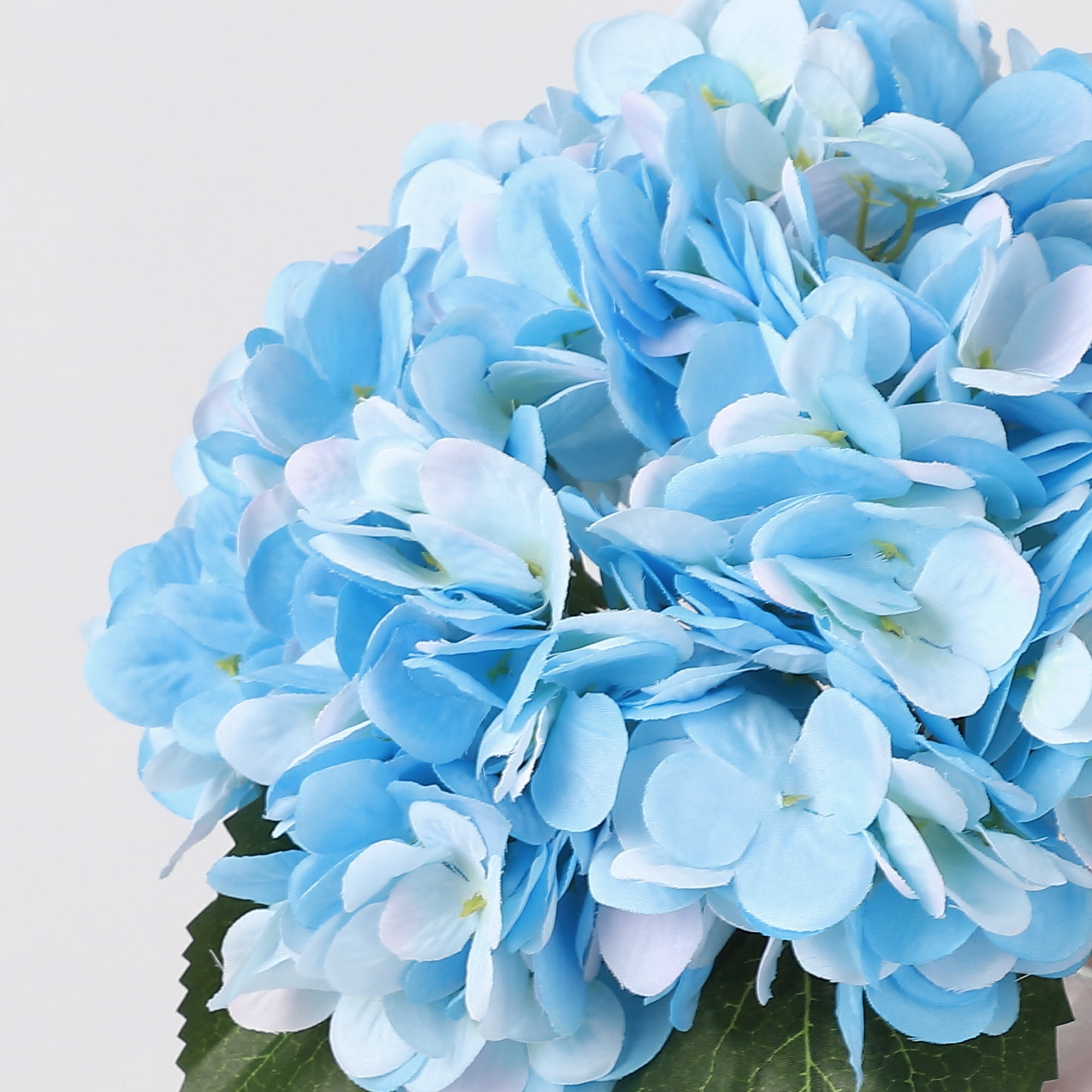 Elegant Artificial Hydrangea Silk Flowers with Glass Vase & Faux Water – Realistic White Faux Floral Arrangement Centerpiece for Table, Shelf, Bathroom, Home, or Wedding Decoration,Blue
