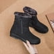 thumbnail image 4 of Zapatos de piel de felpa para mujer Botas de tobillo de felpa impermeables Zapatos antideslizantes de invierno para exteriores, 4 of 9