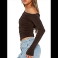 thumbnail image 3 of Blusa Informal de Larga con Cuello y Hombros Descubiertos para Mujer, Ajustada, para Salir, Estilo Y2K Color Café M, 3 of 7