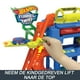 thumbnail image 4 of Juguete para lavado de autos Hot Wheels City Tunnel Twist con cambiador de color, 4 of 7