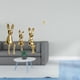 thumbnail image 2 of Figura decorativa abstracta de conejos con hojas metálicas, ideal como centro de mesa, estantería, escritorio o armario., 2 of 8