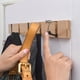 thumbnail image 3 of Perchero de Pared con 3 Ganchos Retráctiles Perchero de Pared para Colgar Abrigos Bufandas Bolsos y Otros Madera Natural 3 Ganchos, 3 of 5