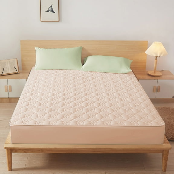 Gumesh Quilted Fitted Mattress Cover - Winter Warm & Breathable Cotton Sheet with Non-Slip Grip (Deep Pocket, Queen Size)