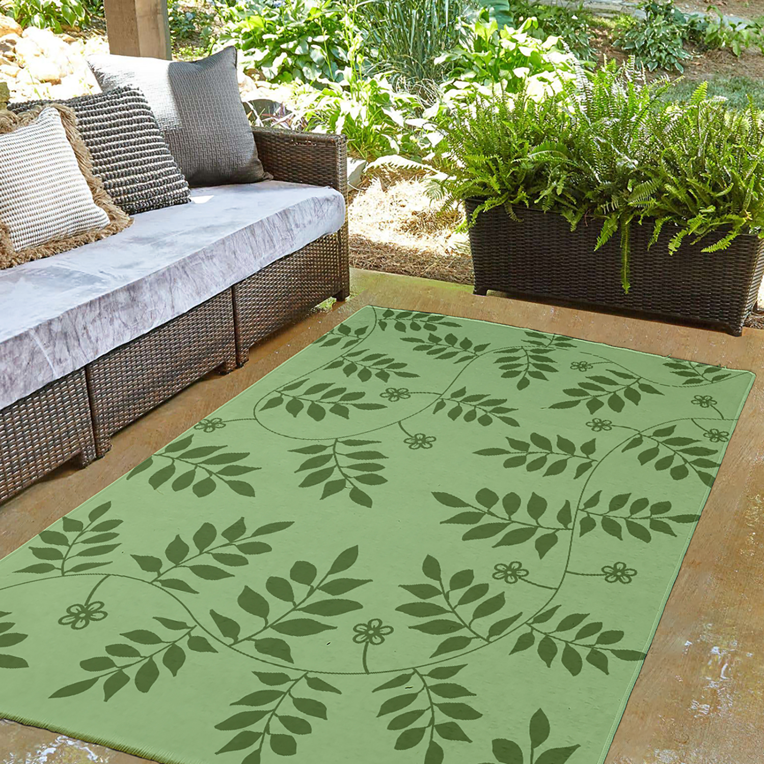Simply Daisy 3' x 5' Scallion Fern Fronds Indoor/outdoor Rug