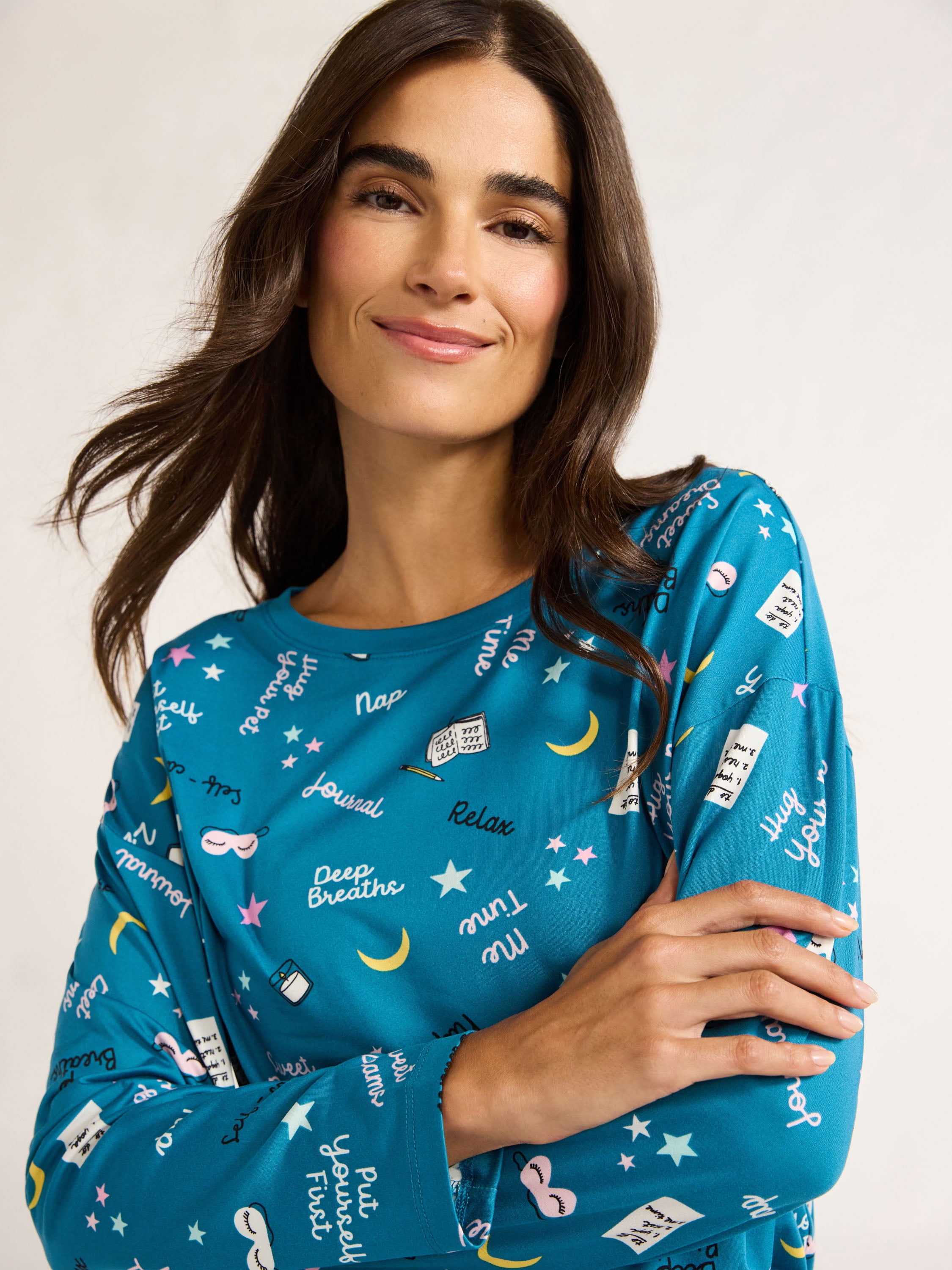 Joyspun Women’s Long Sleeve Tee and Jogger Pants Pajama Set, 2-Piece, Sizes S-3X