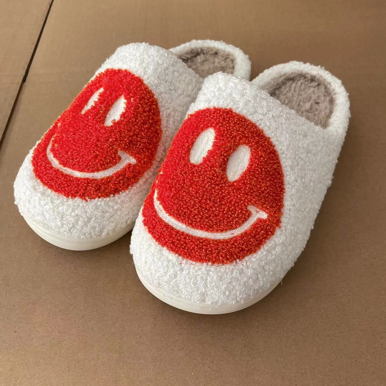 PacificPlex Womens Smiley Smile Slippers Plush Happy Face (5-6, Red)