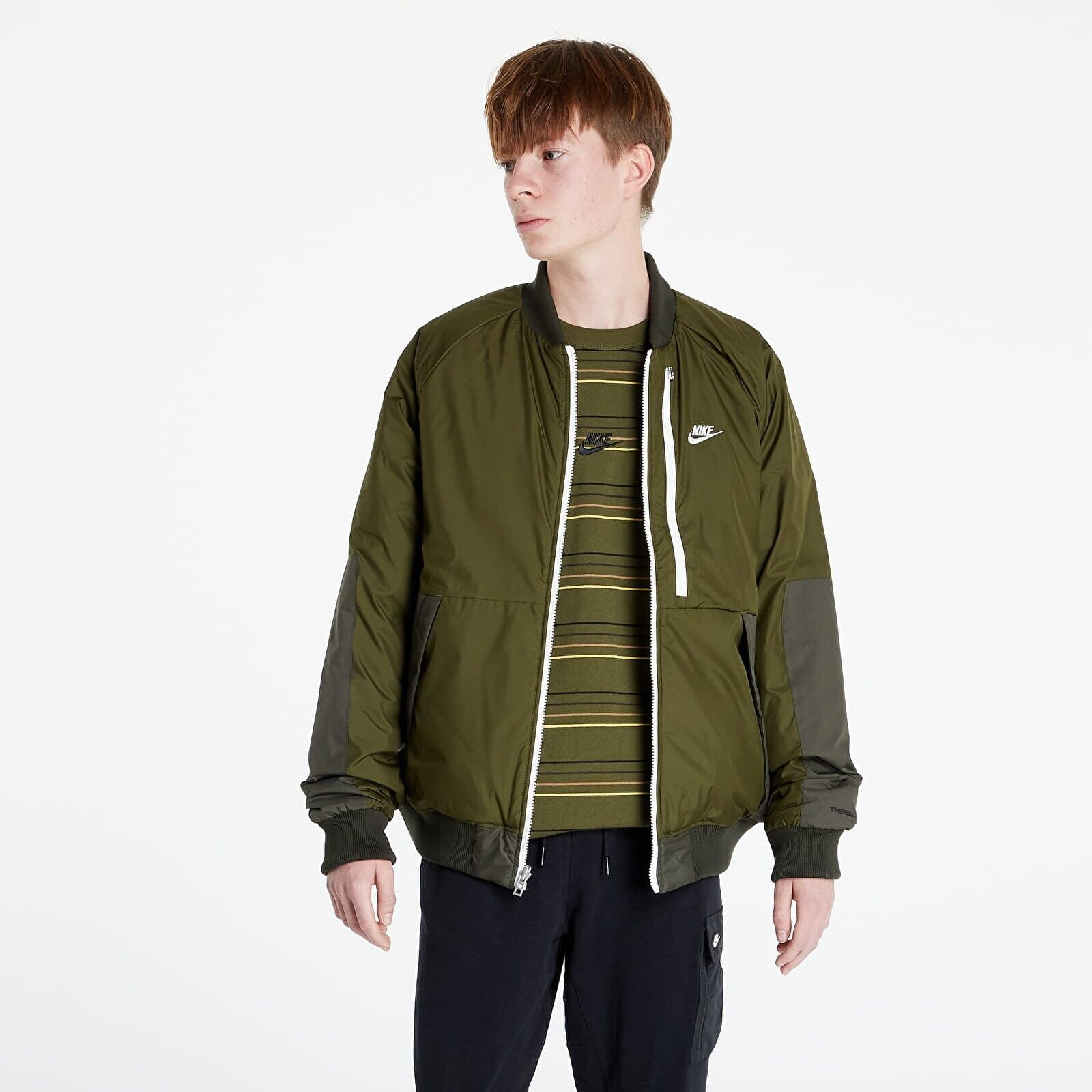 ナイキ Therma-FIT レガシーリバーシブル ボンバー Nike Therma-FIT Legacy Reversible Water Repellent Bomber