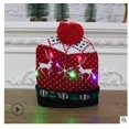 thumbnail image 4 of Aunavey Tuque Tricotée de Noël à DEL Lumineuse Chandail Laid de Fête Tuque Bonnet Tricoté, 4 of 4