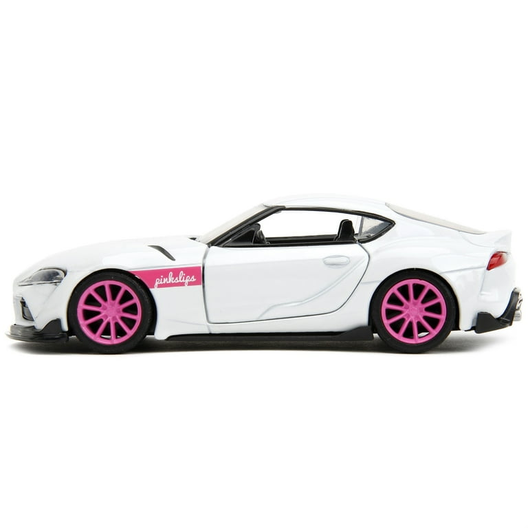 Pink Slips 1:32 W1 2020 GR Toyota Supra Die-Cast Car, Toys