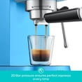 thumbnail image 2 of Máquina de café espresso CASABREWS CM5418 20 bar con espumador de leche, 2 of 8