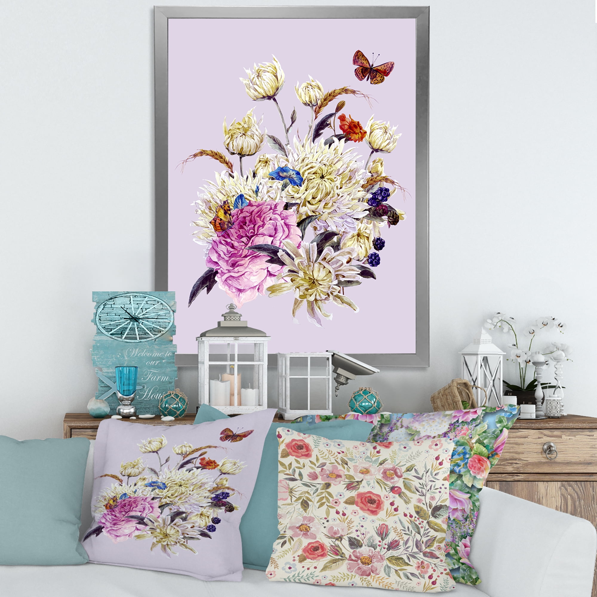 Designart 'Ancient Chrysanthemums With Bouquet I' Traditional Framed Art Print