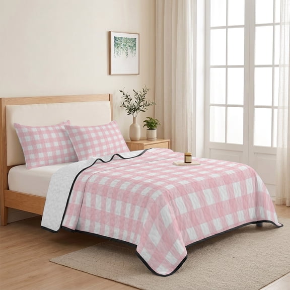 Pink Buffalo Full Size Quilt Set Lightweight Bedspread Coverlet Set, Plaid Quilted Bedding Cover with 2 Pillow Shams for All Season Layering 78"x90"