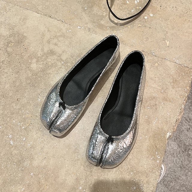 Mocasines planos con punta dividida de diseñador, zapatos tipo mule informales con suela blanda Ninjas, zapatos Mary Jane cómodos de estilo retro para otoño de 2024, zapatos de ballet de moda