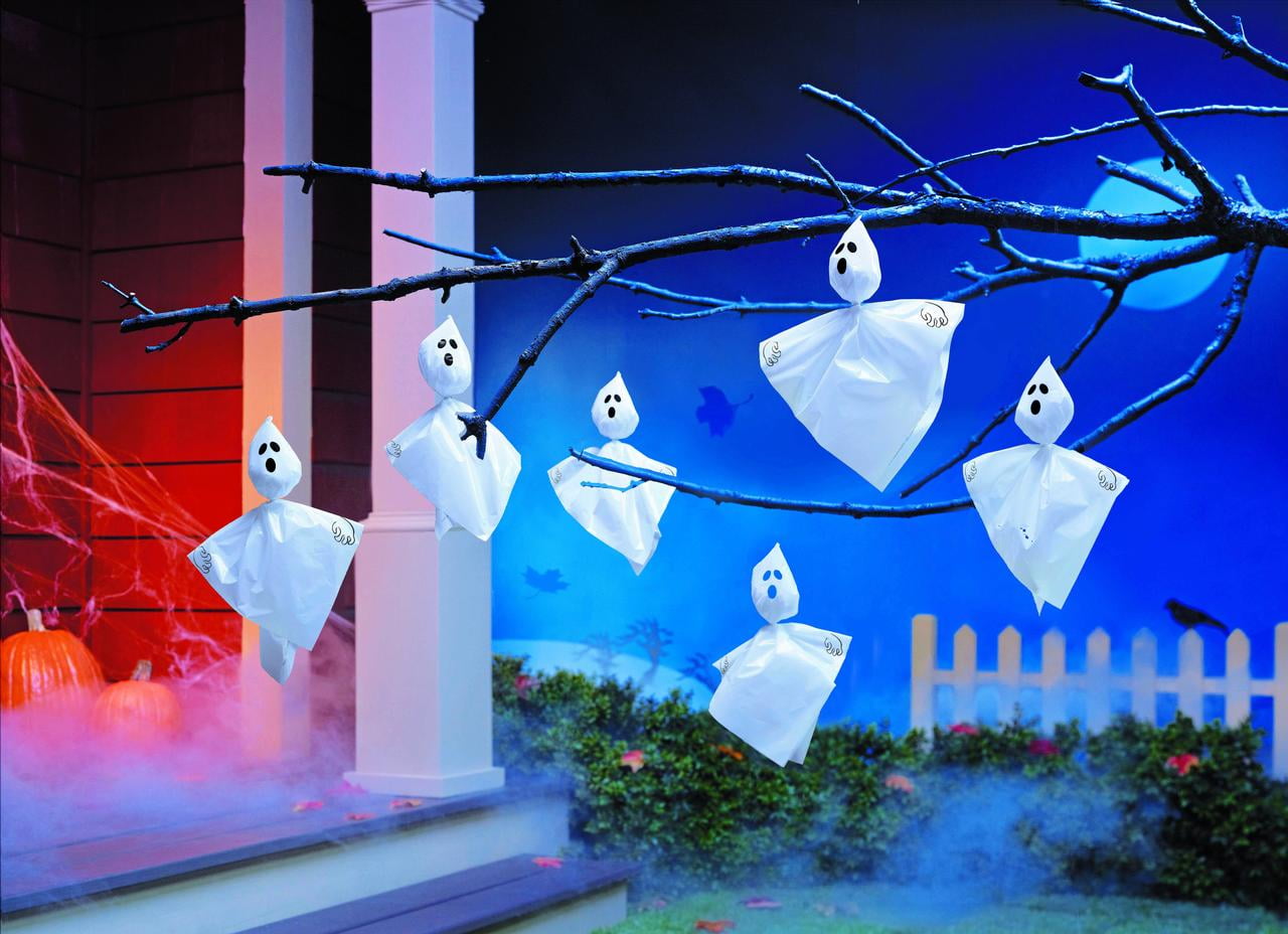 Way To Celebrate Halloween Outdoor Decoration Hanging Ghosts, White Color, 12 Piece