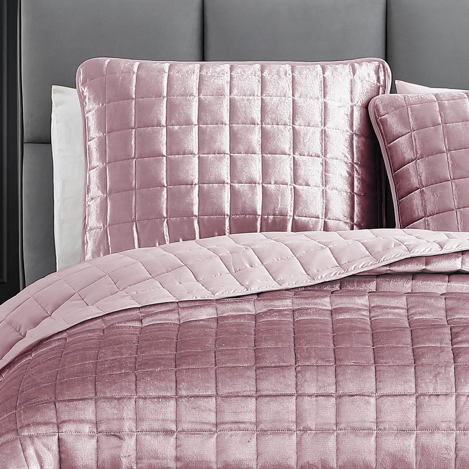 Riverbrook Home 3 Piece Quilt Set, King, Blush, Lyndon, Polyfill, Adult