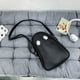 thumbnail image 2 of Bolsa de hombro de moda cruzados pequeños de cuero de fantasma de diablo divertido (Negro A) Likrtyny Para Estrenar, 2 of 9