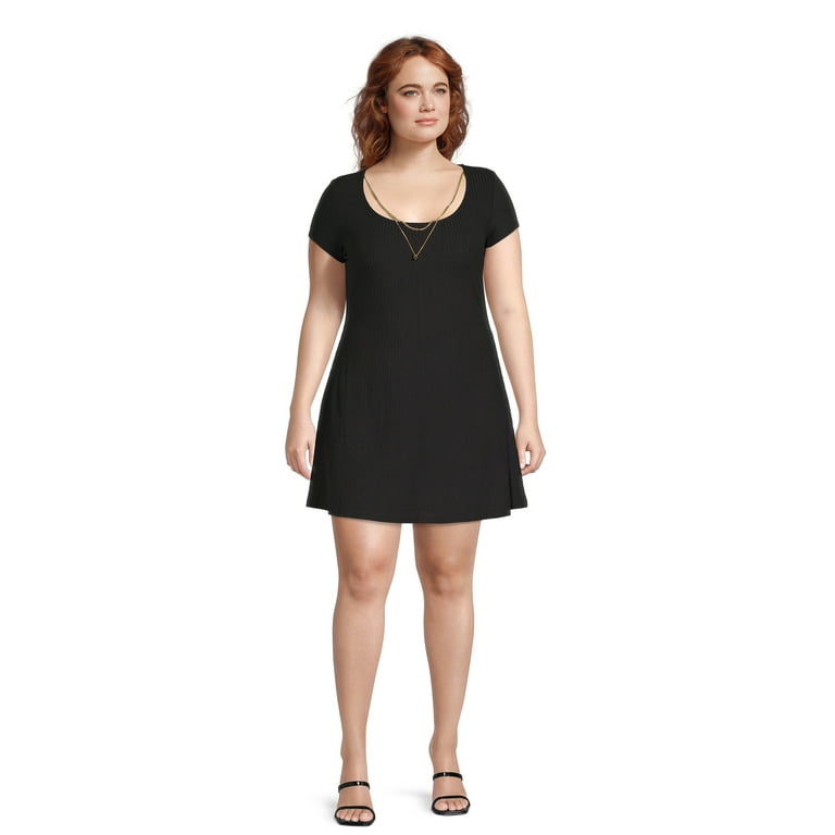 Little black dress plus size juniors sale