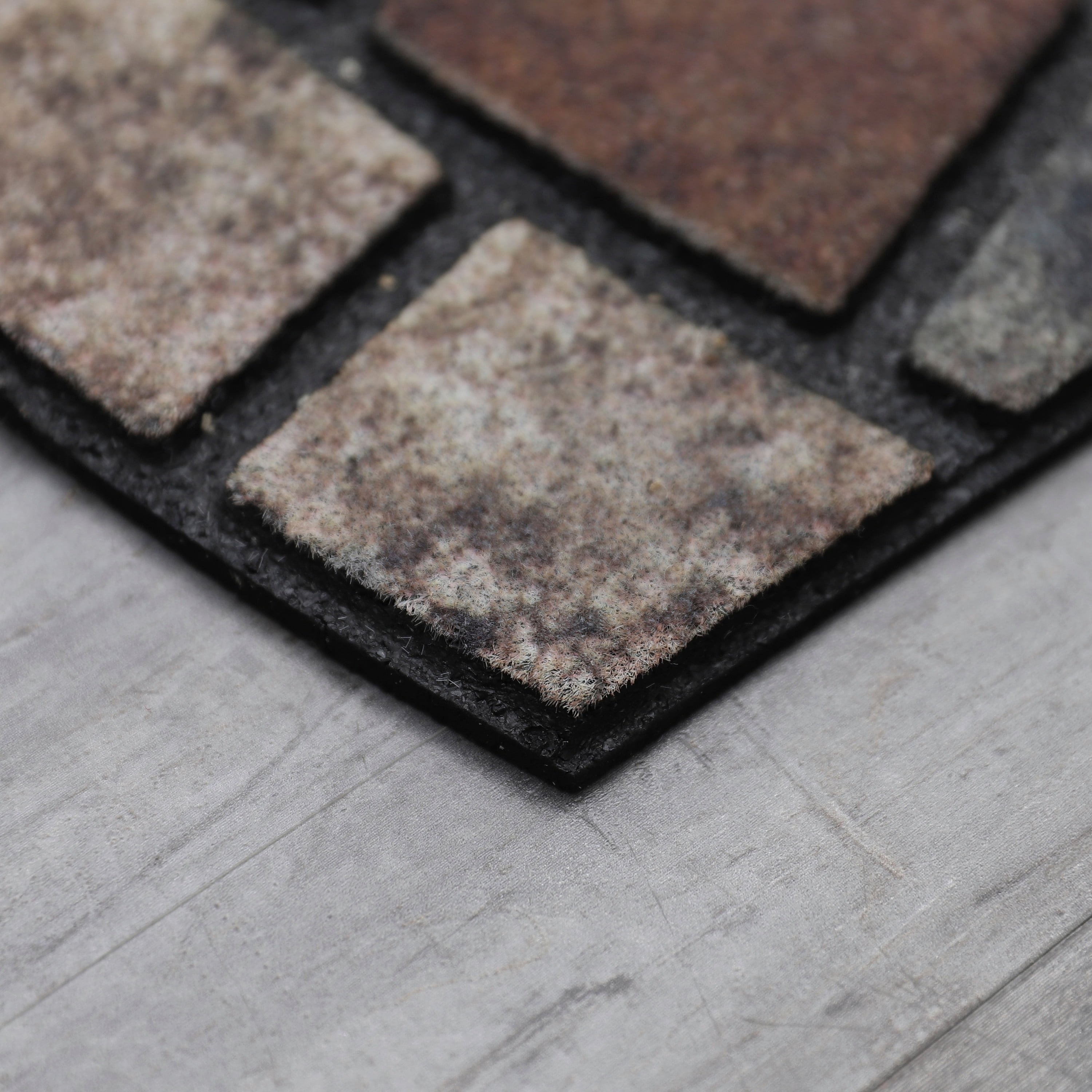Mohawk Home Doorscapes Estate Mat Mosaic Mythos Stone Slice Mat Scatter, 1'11"x2'11", Brown & Grey