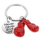 thumbnail image 4 of Llavero con guantes de boxeo "Nunca te rindas" para amantes del deporte. Colgante de guante de boxeo rojo que simboliza el coraje y la fuerza para boxeadores y entrenadores., 4 of 8