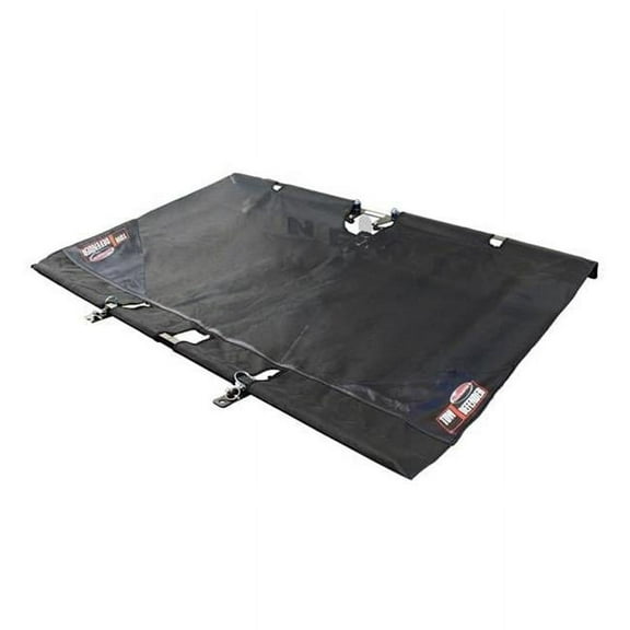 4700 Towed Vehicle Shield, Black