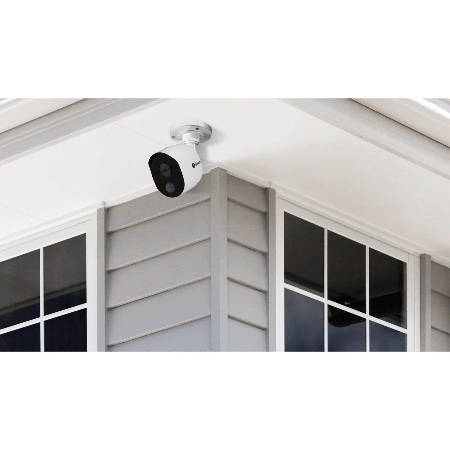 Swann SWDVK-445804V-US 4-Channel 1080p 1TB DVR with 4 Swann SWDVK-445804V-US 4-Channel 1080p 1TB DVR with 4