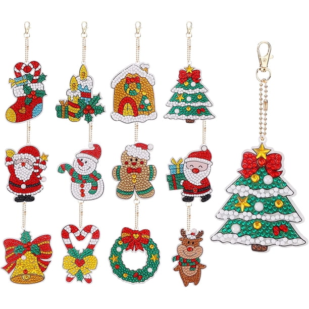 Gukasxi - Juego de 12 llaveros con pintura de diamantes 5D para hacer tú mismo, adornos navideños con pintura de diamantes de imitación para niños y adultos, para hacer llaveros navideños
