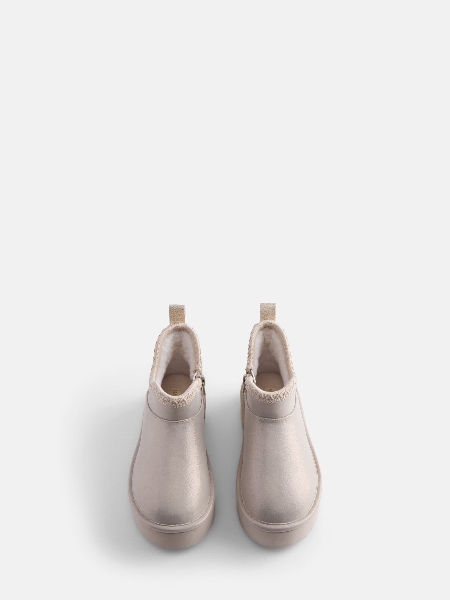 Madden NYC Girls Cozy Booties