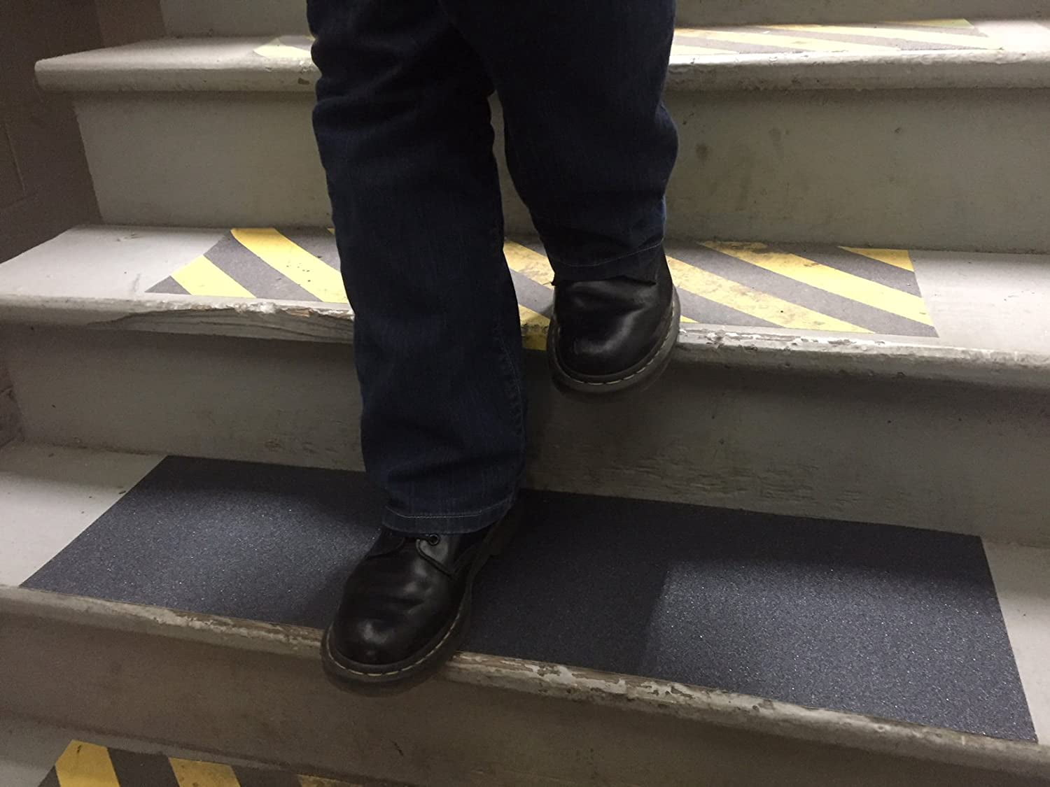 12" x 40' BLACK Roll Safety Non Skid Tape Anti Slip Tape Sticker Grip Safe Grit