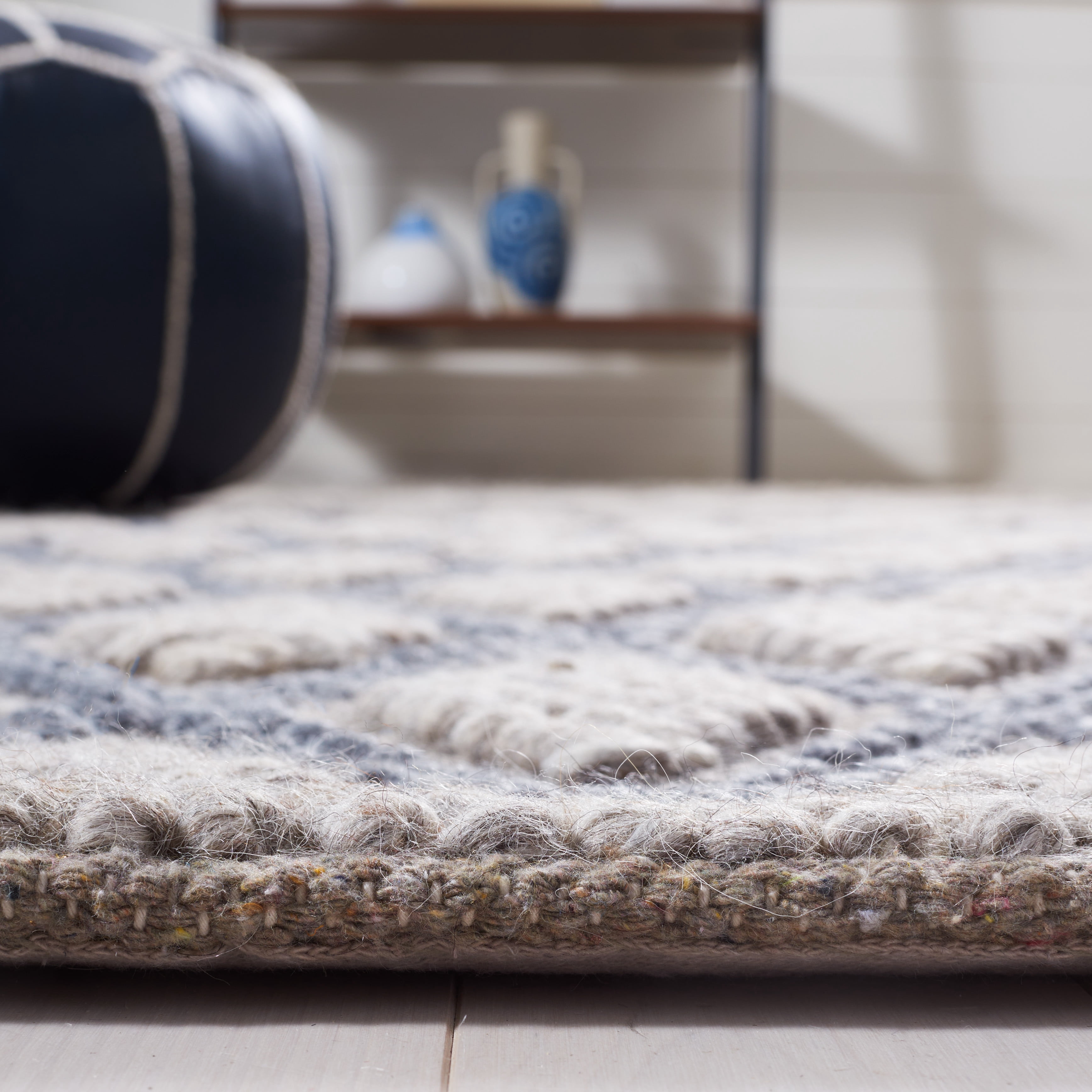 SAFAVIEH Natura Mayson Diamond Area Rug, Silver, 8' x 10'