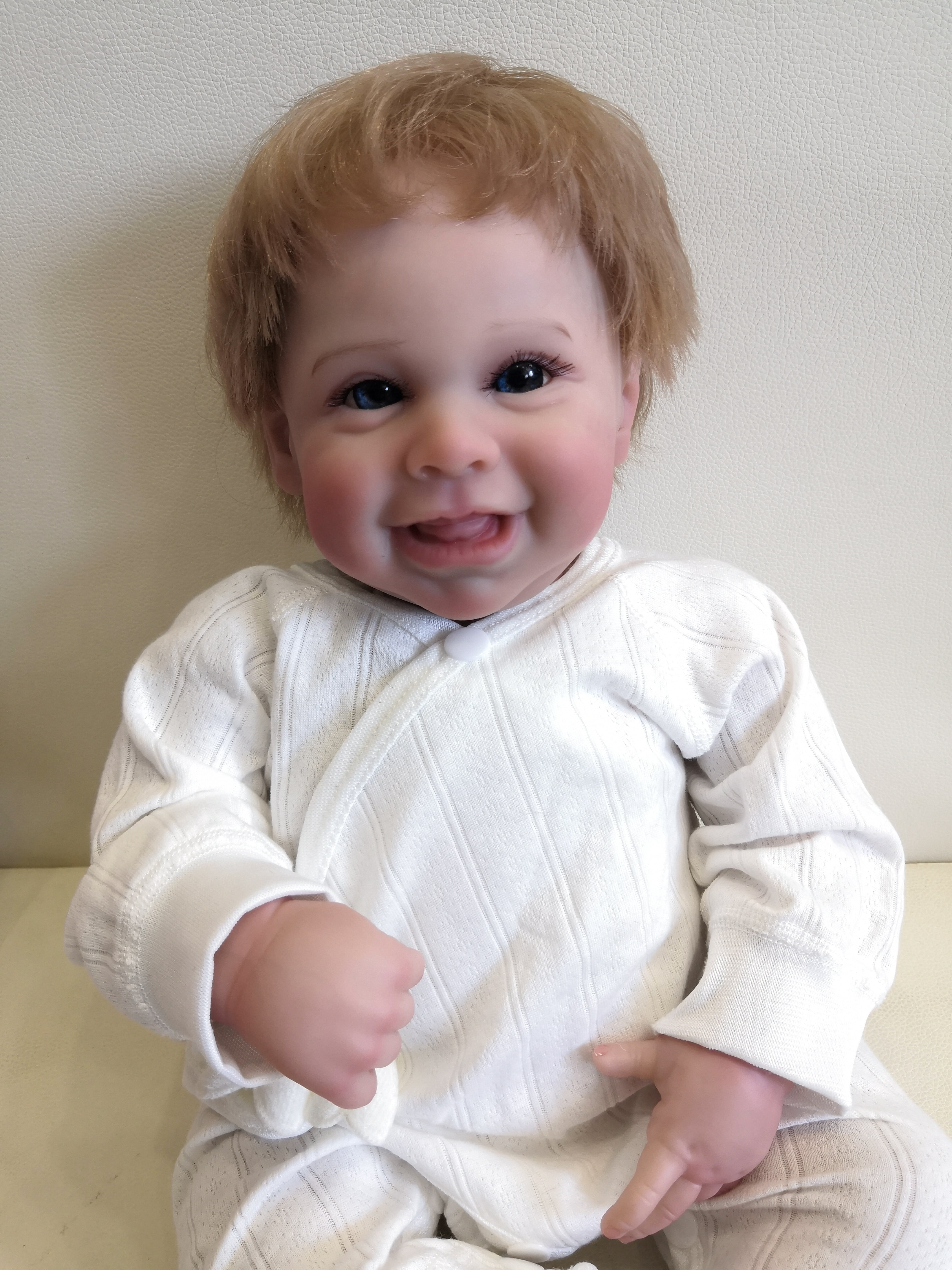 Reborn Baby Dolls Boy - 20" Realistic Baby Doll, Real Life Baby Dolls with Cloth Body, Real Baby Doll Newborn Lifelike Baby Gift with Accessories