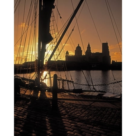 Posterazzi DPI1797892 Liverpool England – View from Albert Dock Poster Print by The Irish Image Collection 12 x 16