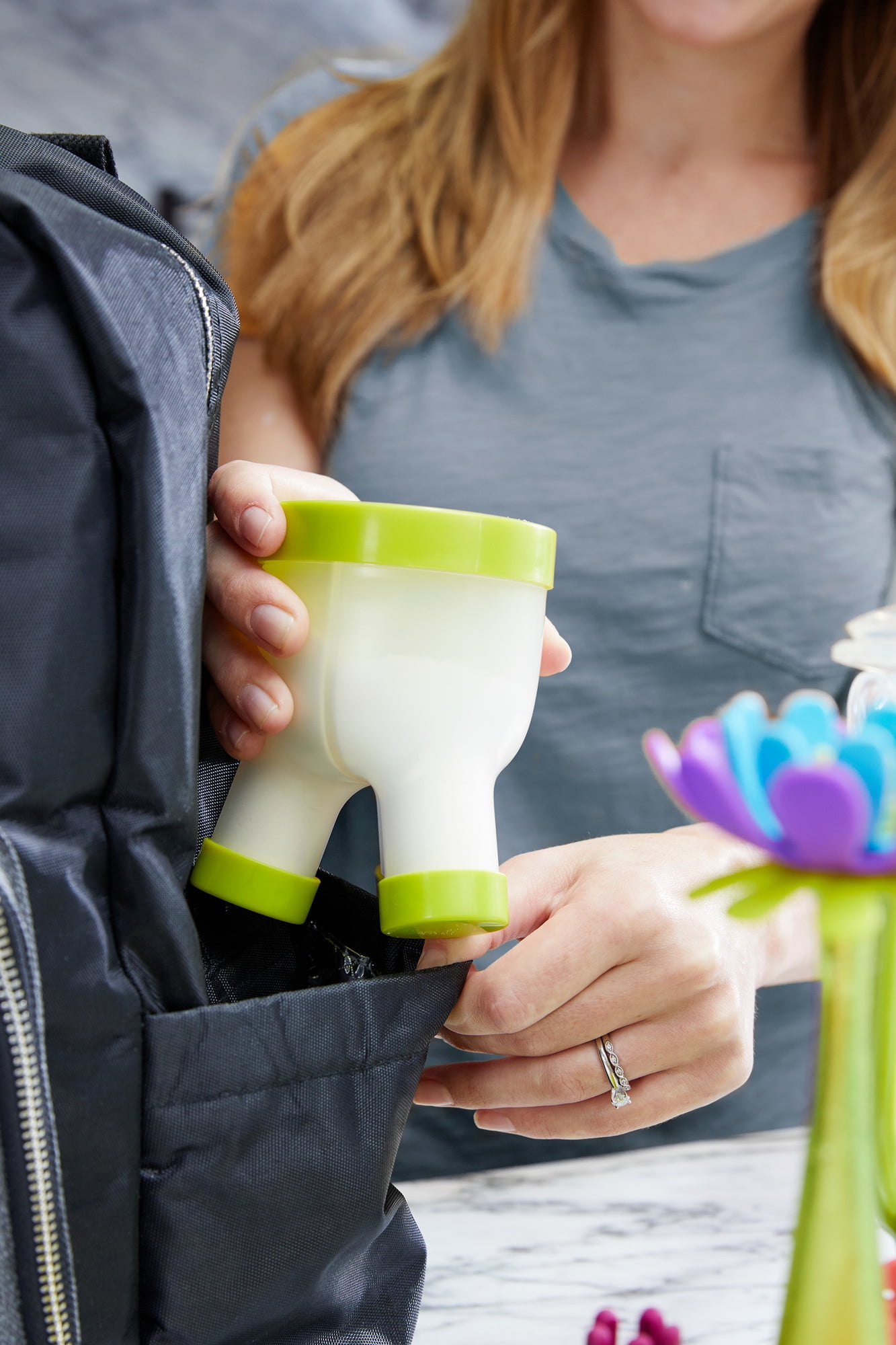 boon tripod formula container